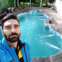 مجری استخر ، سونا ، جکوزی ، تاسیسات