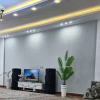 نقاشی طرح کاغذدیواری  بارنگ ساختمان