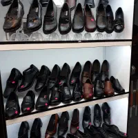 فروش ویترین مغازه کفش فروشی|فروشگاه و مغازه|لنگرود, |دیوار