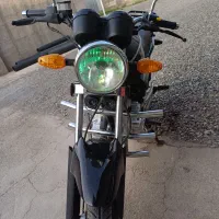 موتور سیکلت به پر 200