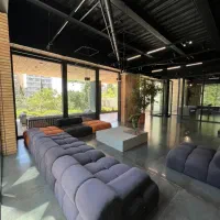 100متر-اداری-مدرن-بر-اصلی-اندرزگو-2پارکینگ