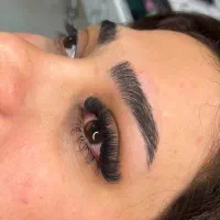 کاشت مژه