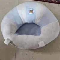 صندلی کمکی نشستن نوزاد
