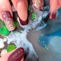 کاشت کاور ترمیم ژلیش ناخن بلوار بهشت تاچارا|خدمات زیبایی و سلامت|شیراز, دینکان|دیوار