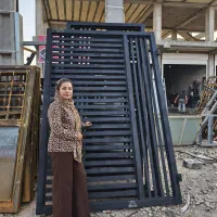 نقاشی درب و پنجره