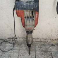 هیلتی چکش تخریب 16 کیلوی نک مدل 1551
