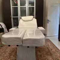 تخت ماساژ، تخت تتو، تخت مخصوص آرایشگری و غیره