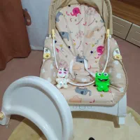 نی نی لای لای موزیکال صندلی غذا