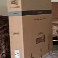 دوعددکارتون تلویزیون اسنوا ۷۵اینچ و۵۵اینچ