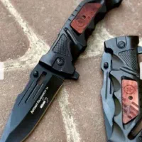 چاقو کلاشینکف یا بوکر