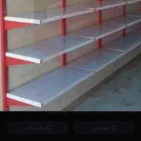 تعدادی قفسه فروشگاهی دست دوم موجود است