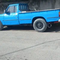 نیسان وانت ۸۲