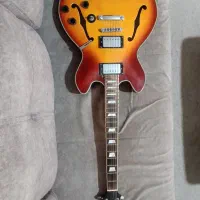 گیتار الکتریک هالوبادی گیبسون