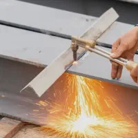 استخدام نیروی جوشکاری