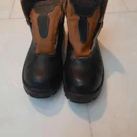 کفش کار سایز 44 و 45|کیف، کفش، کمربند|میانه, |دیوار