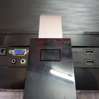 دو مانیتور 23 و 24 اینچ LG و AOC صفحه نمایش شکسته|قطعات و لوازم جانبی رایانه|بوشهر, |دیوار