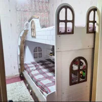 تخت دو طبقه