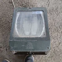 پروژکتور بزرگ خیاری