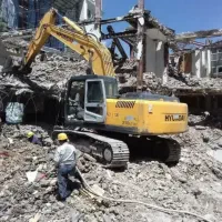 تخریب خاکریزی و خاک برداری ساختمان اردبیل و حومه