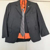 کت و شلوار کار کرده در حد نو برای پسران