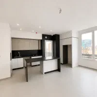 اندرزگو/۱۵۰متر/کلیدنخورده/نوساز/تراس بزرگ