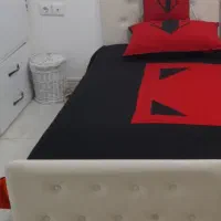 تخت تشک و رو تختی|تخت و سرویس خواب|قم, قلعه یزدیها|دیوار