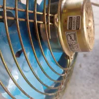 فن هوا کش نو ۳۰ سانت در ۳۰ سانت|پنکه و تصفیه‌کنندهٔ هوا|همدان, |دیوار