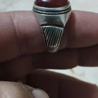 فیروزه عجمی، عقیق سرخ یمنی