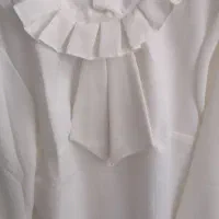 تعدادی لباس مجلسی استفاده نشده