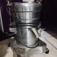 آبمیوه گیری اصفهان تک