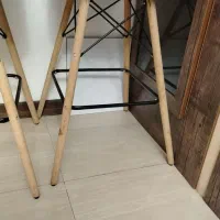 صندلی نشکن|صندلی و نیمکت|شیراز, فرهنگ شهر|دیوار