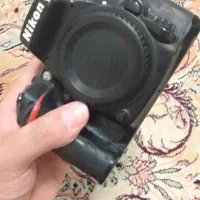 نیکون ۷۱۰۰ با لنز ۷۰/۲۰۰|دوربین عکاسی و فیلمبرداری|خرمآباد, |دیوار