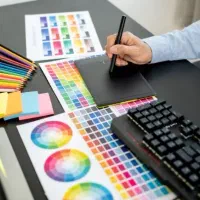 استخدام طراح گرافیک