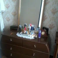 میز تلفن فلزی و دراور و آیینه