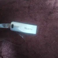 یکعدد فلاش 32گ رم دو گ وهم قاب و هم پاور آیفون 6
