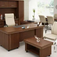 استخدام همکار خانم