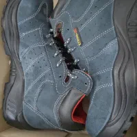 کفش کارو کوه نوردی