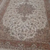 ۱ عدد فرش ۶ متری کرم رنگ