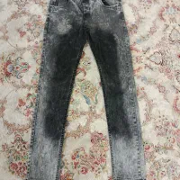 شلوار لی در حد