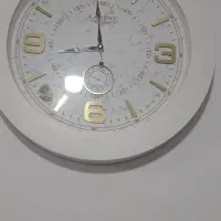 ساعت دیواری