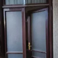 درب وپنجره چوبی