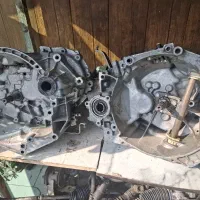 لوازم استوک خودروهای پراید پژو آردی پیکان