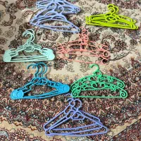 اویز لباس چوب لباسی