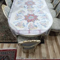 میز ناهارخوری با صندلی