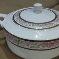 سوپ خوری.دوعدد دیس و به سس خوری اسرویس باقی مانده