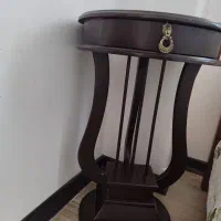 میز تلفن در حد نو