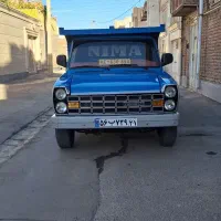 نیسان وانت