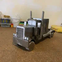 ماکت کامیون آمریکایی «پیتربیلت»