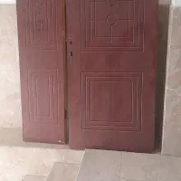 در ورودی دو لنگه عرض یک و بیست بدون چهارچوب