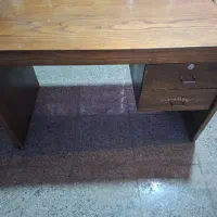 میز کار در حد نو